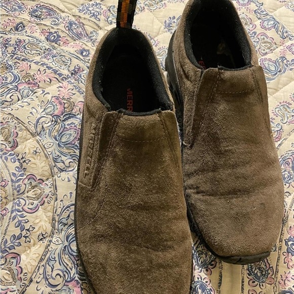 Women’s Merrell Suede Slip Ons - Picture 2 of 6